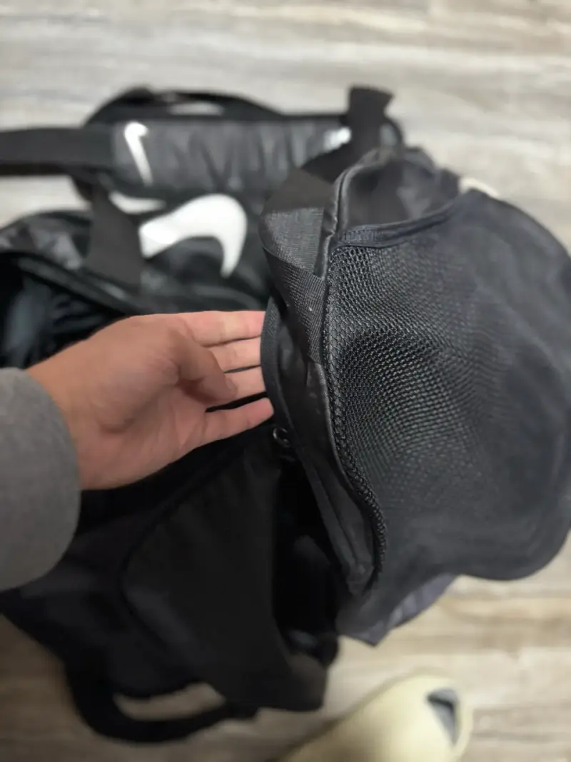 Bolso deportivo Nike negro 60 liteos - 5