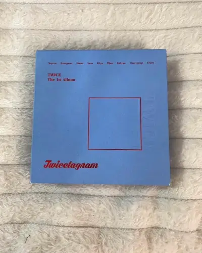 Twicetagram album Twice 📷🎀✨ - miniatura 1