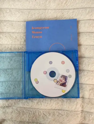 Twicetagram album Twice 📷🎀✨ - miniatura 3