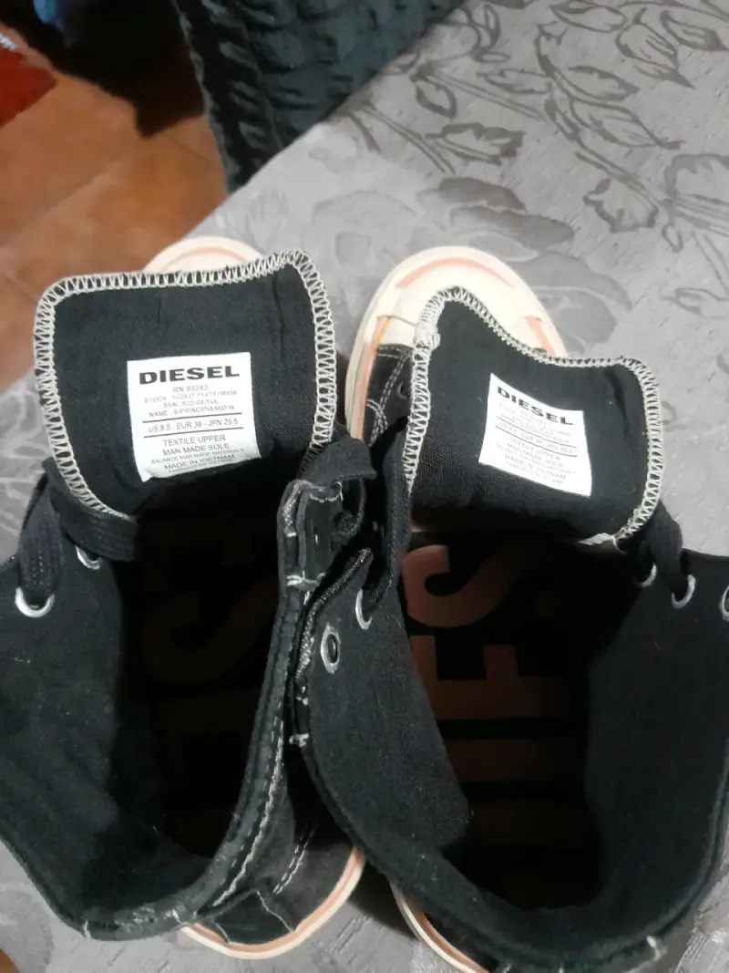 Zapatillas negras de lona Diesel para hombre - 2