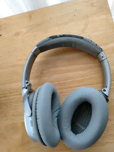 Audífonos Bose con cancelación de ruido - miniatura 1