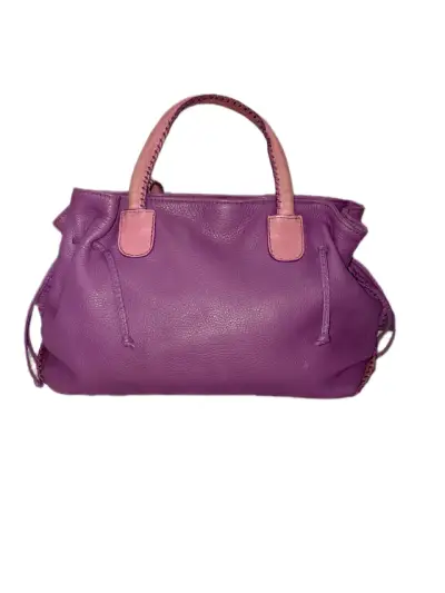 Cartera Luz Da Lua de cuero morado con asas rosas - miniatura 1