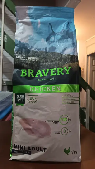 Alimento Bravery para perros, sabor pollo 7kg - miniatura 1