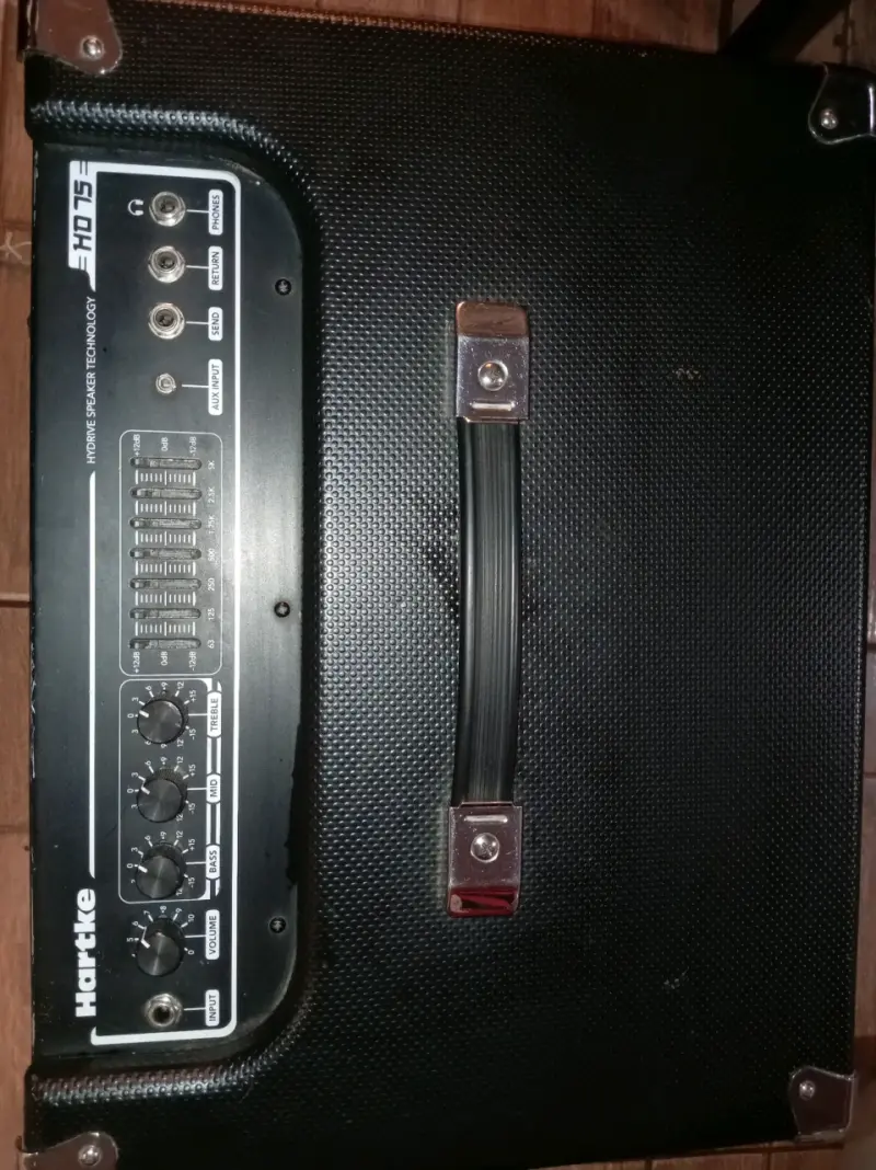 Amplificador de Bajo Hartke HD75 75W - 5