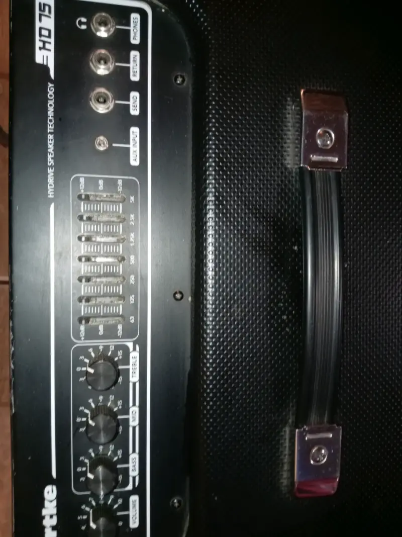 Amplificador de Bajo Hartke HD75 75W - 6