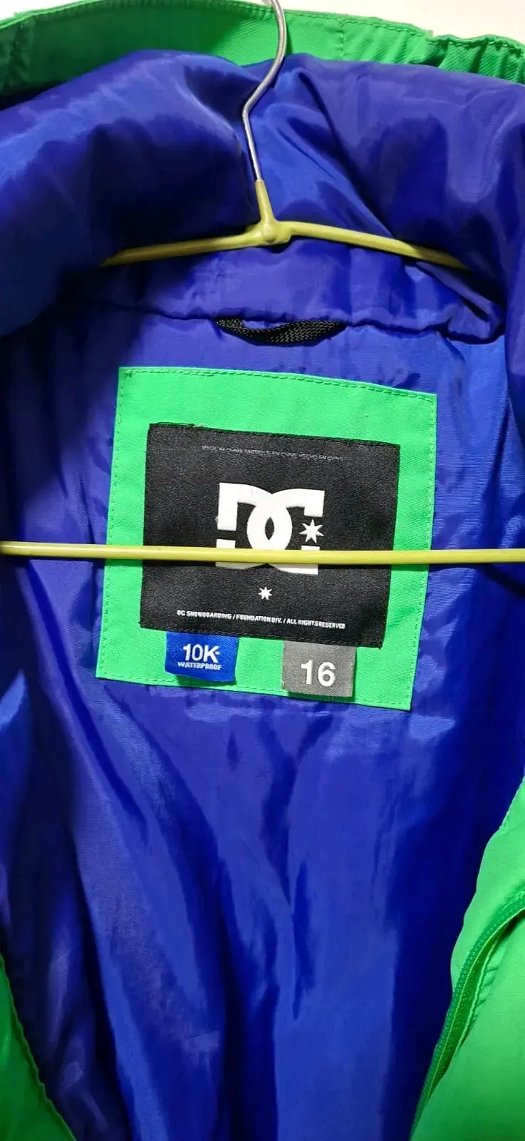 Chaqueta de esquí DC verde y azul - 4