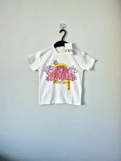 Polera infantil blanca con diseño floral Zara - miniatura 1