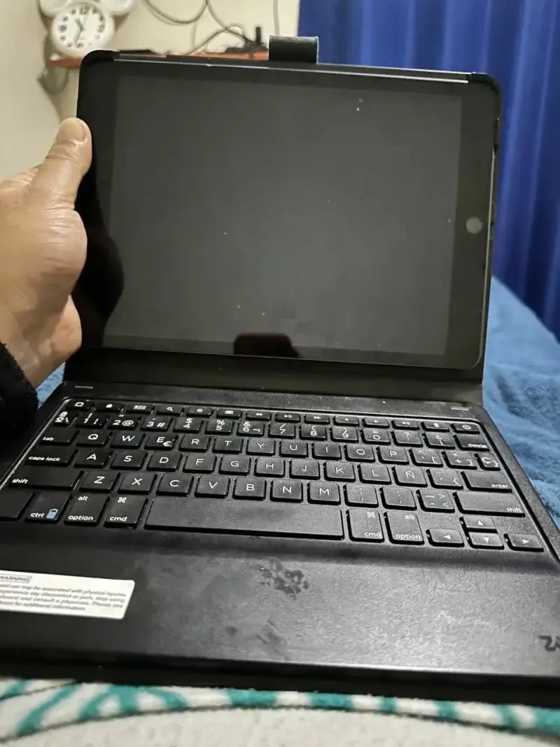 iPad 8va Generación 32GB Wi-Fi Gris Espacial - 5