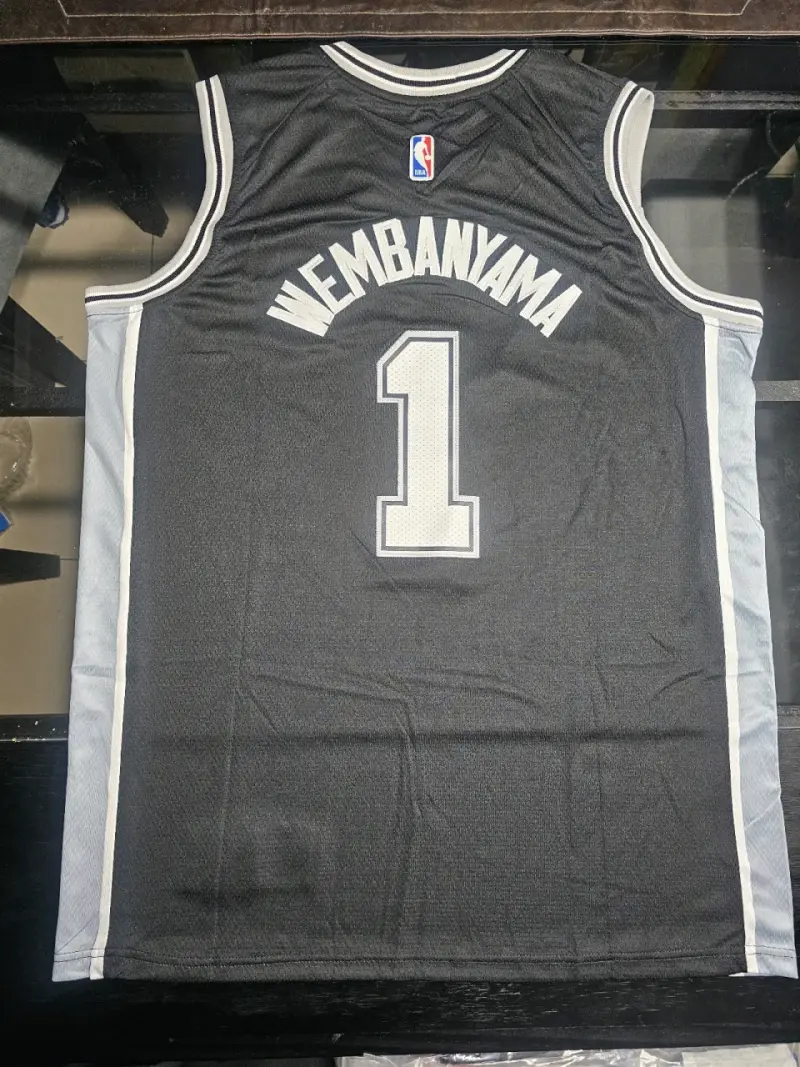 Camiseta NBA Spurs Negra Número 1 - 2