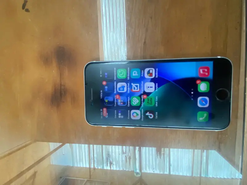 Leer IPhone SE 2020 - 2