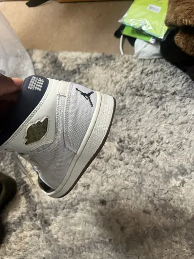 Air Jordan 1 Retro '95 Concord - miniatura 3