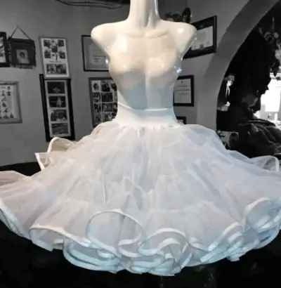 Falso para vestido de huasa en can can piedra - miniatura 1