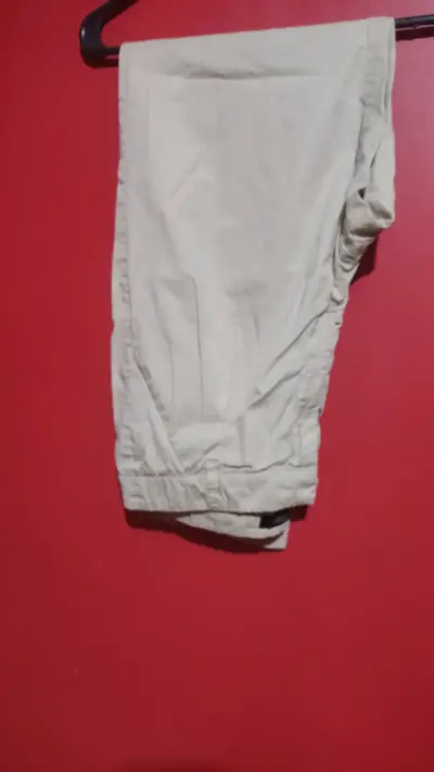 Conjunto de chaqueta y pantalón de mujer - miniatura 1