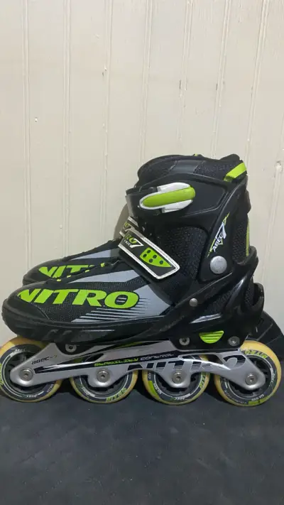 Patines en línea Nitro negros y verdes - miniatura 1