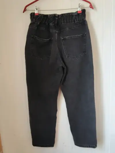 Jeans negros slouchy para mujer - miniatura 2