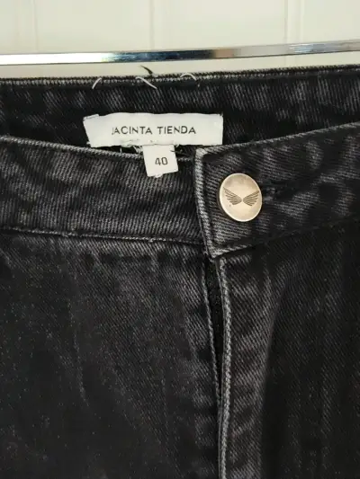 Jeans negros de mujer Jacinta Tienda talla 40 - miniatura 3