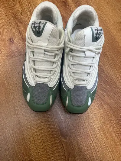 Zapatillas deportivas New Balance 1000 verde y gris - miniatura 1