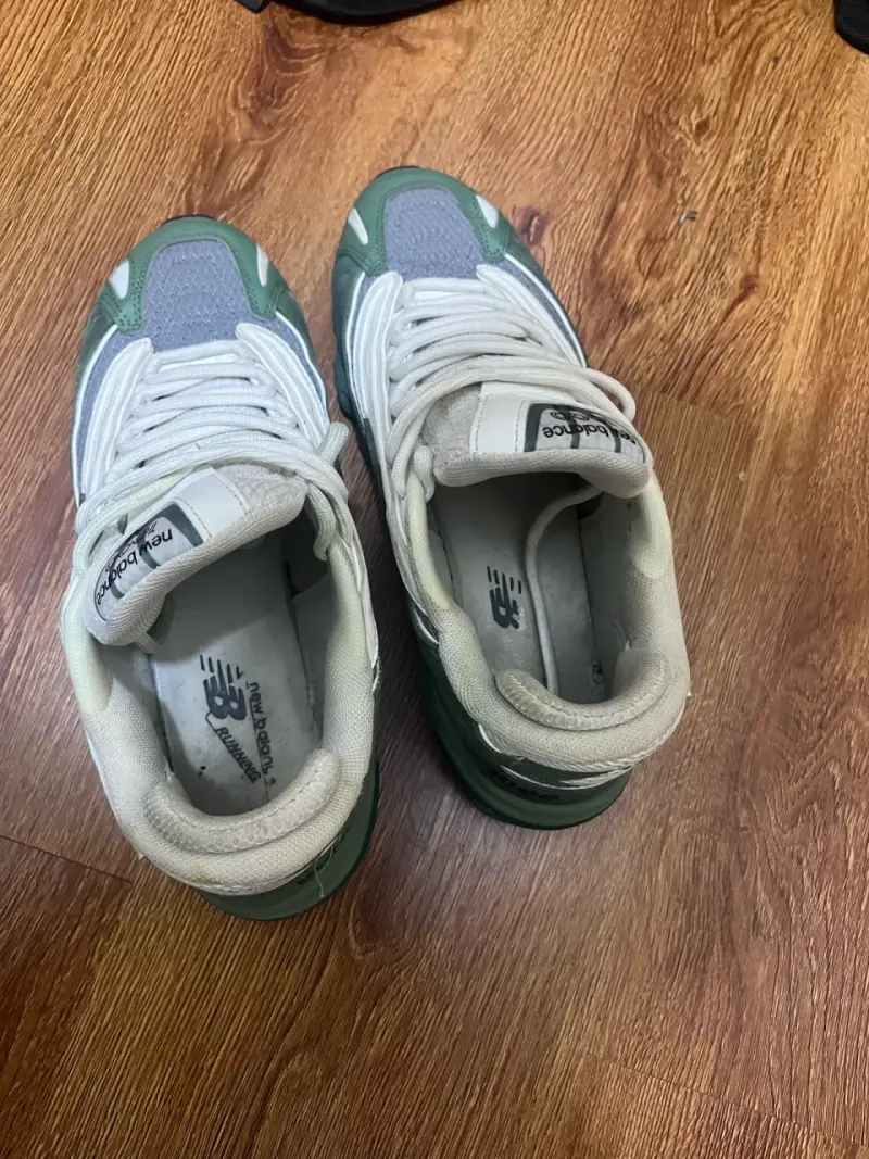 Zapatillas deportivas New Balance 1000 verde y gris - 4
