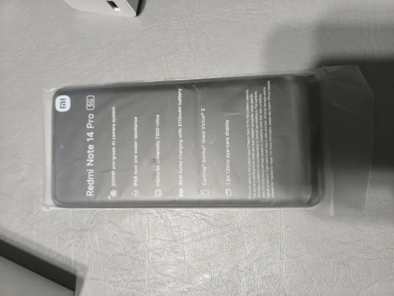 Smartphone Redmi Note 14 Pro 5G con cámara 200MP - 5