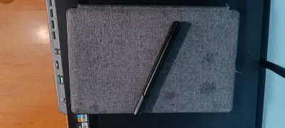 Tablet Lenovo TAB P11 con teclado y lápiz - miniatura 1