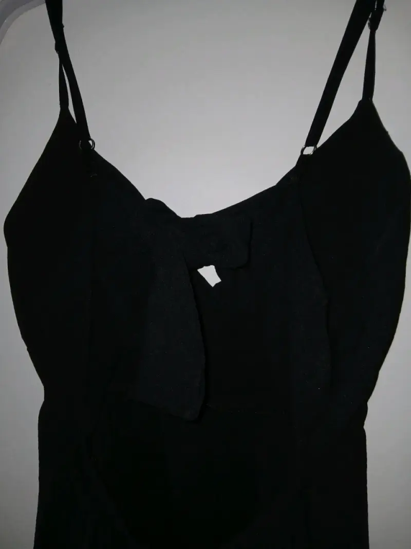 Conjunto de ropa interior y vestido negro elegante - 4