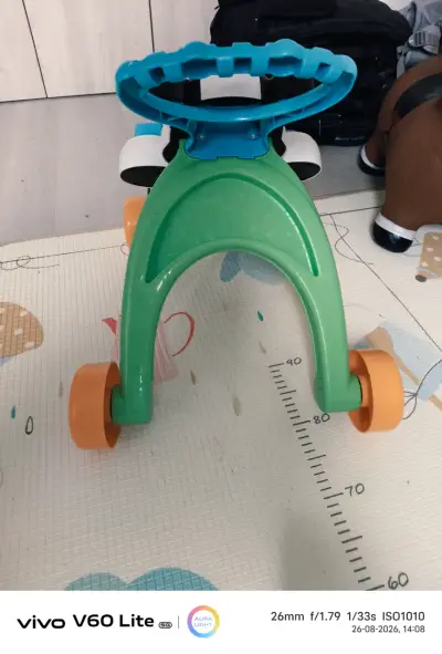 Andador para bebé con ruedas y manillar - miniatura 4