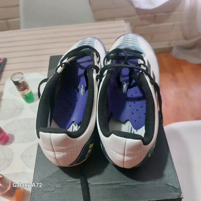 Botines de fútbol Adidas F50 Messi blancos y morados - 4