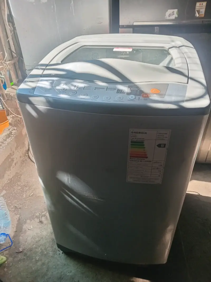 Lavadora Mademsa 19.5 kg en buen estado - 1