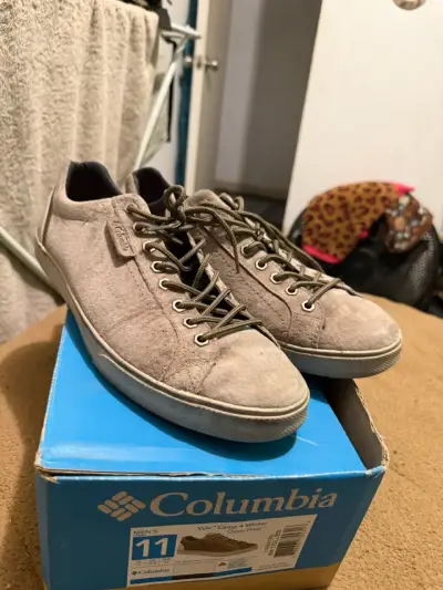 Zapatillas casuales de gamuza Columbia grises - miniatura 2
