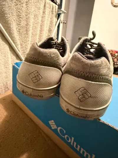 Zapatillas casuales de gamuza Columbia grises - miniatura 6
