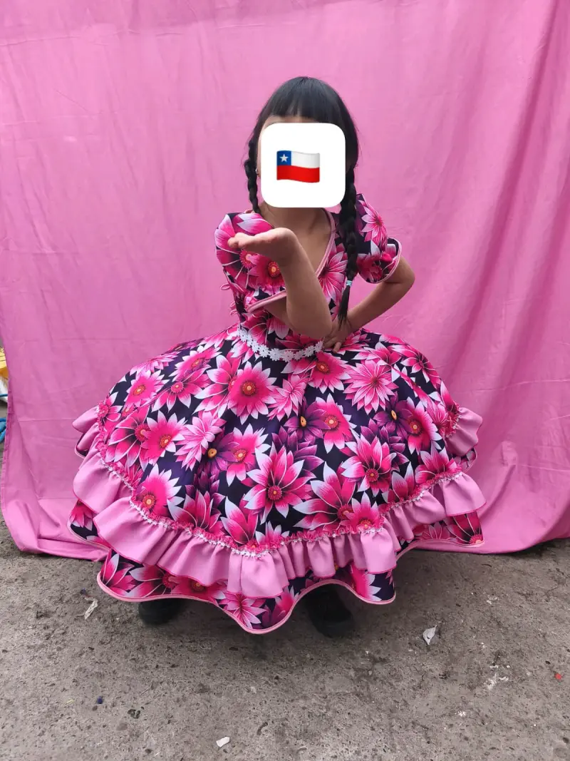 Vestido de huasa para niña con estampado floral - 5