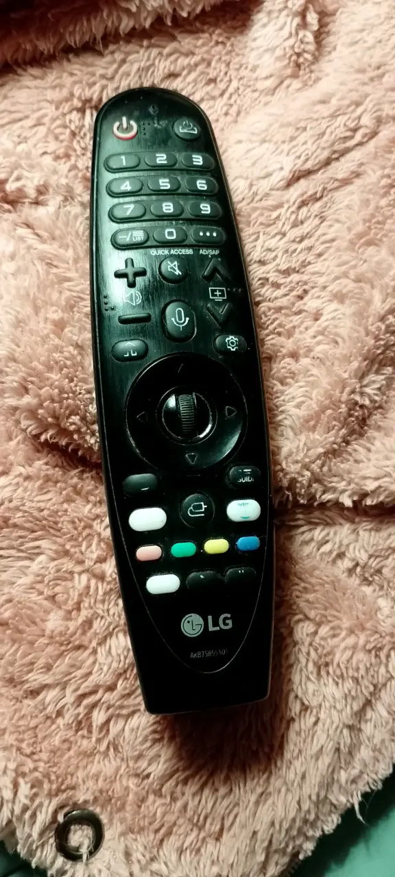 Televisor LG 55 pulgadas Smart TV con control remoto - 3