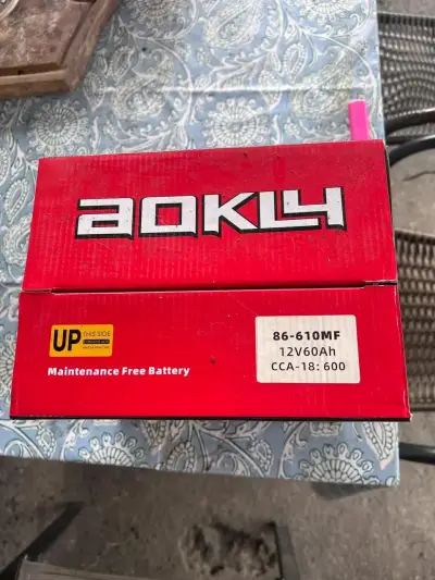 Batería de Auto Aokly 12V 60Ah - miniatura 2