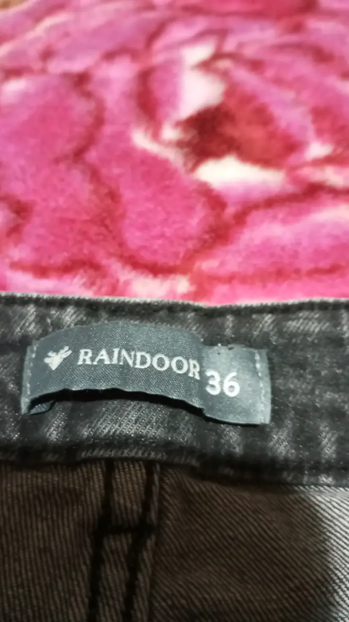 Jeans de mezclilla Raindoor y Zara talla 36 - 2
