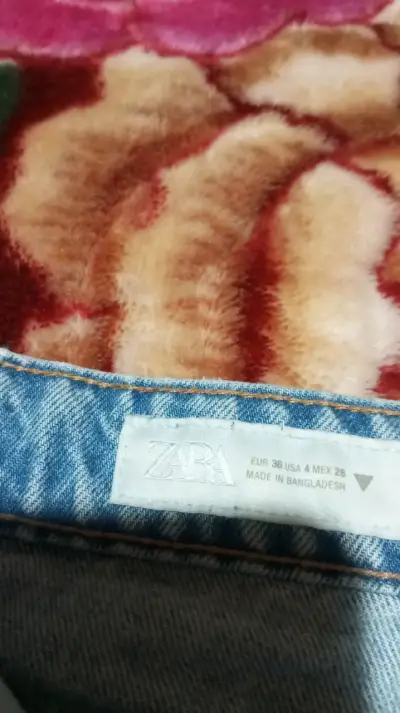 Jeans de mezclilla Raindoor y Zara talla 36 - miniatura 4