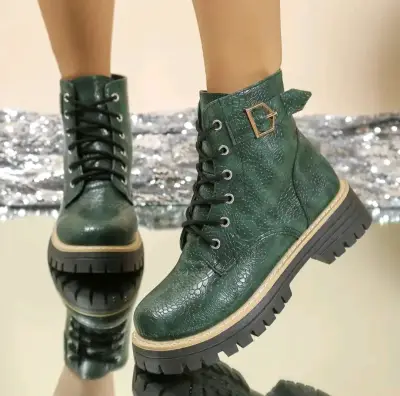 Botines verdes de cuero sintético con hebilla - miniatura 4