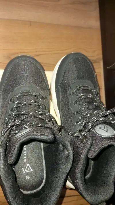 Zapatillas negras de senderismo Welland talla 36 - miniatura 1