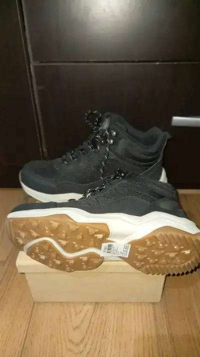 Zapatillas negras de senderismo Welland talla 36 - miniatura 2