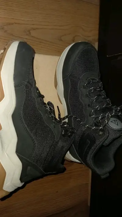 Zapatillas negras de senderismo Welland talla 36 - miniatura 3