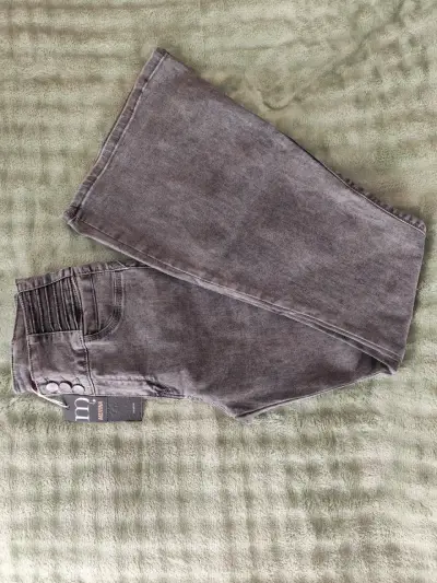 Jeans Flare de mujer Menina con diseño moderno - miniatura 3