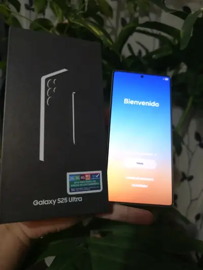 Smartphone Galaxy S25 Ultra 256gb con caja - miniatura 1