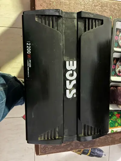 Subwoofer Lightning Audio con Amplificador Boss 2200W - miniatura 3