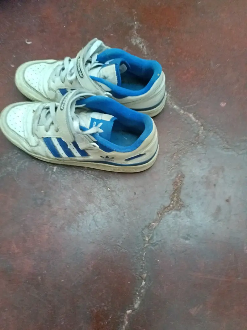 Zapatillas deportivas New Balance negras y grises - 3