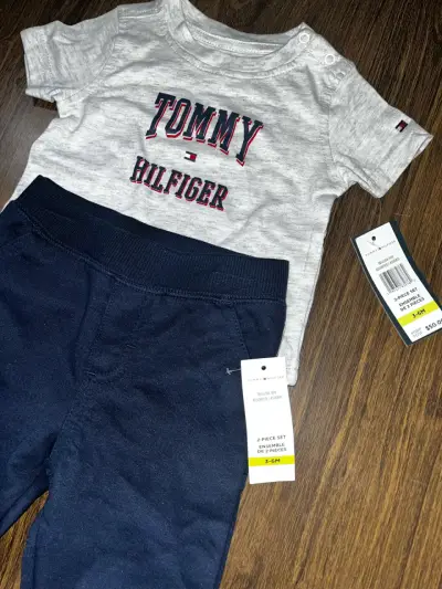 Conjunto de bebé Tommy Hilfiger gris y azul - miniatura 2