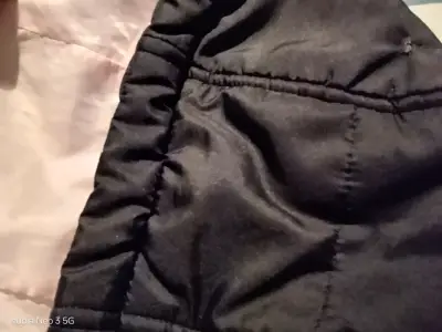 Chaqueta acolchada negra Everlast con capucha - miniatura 3