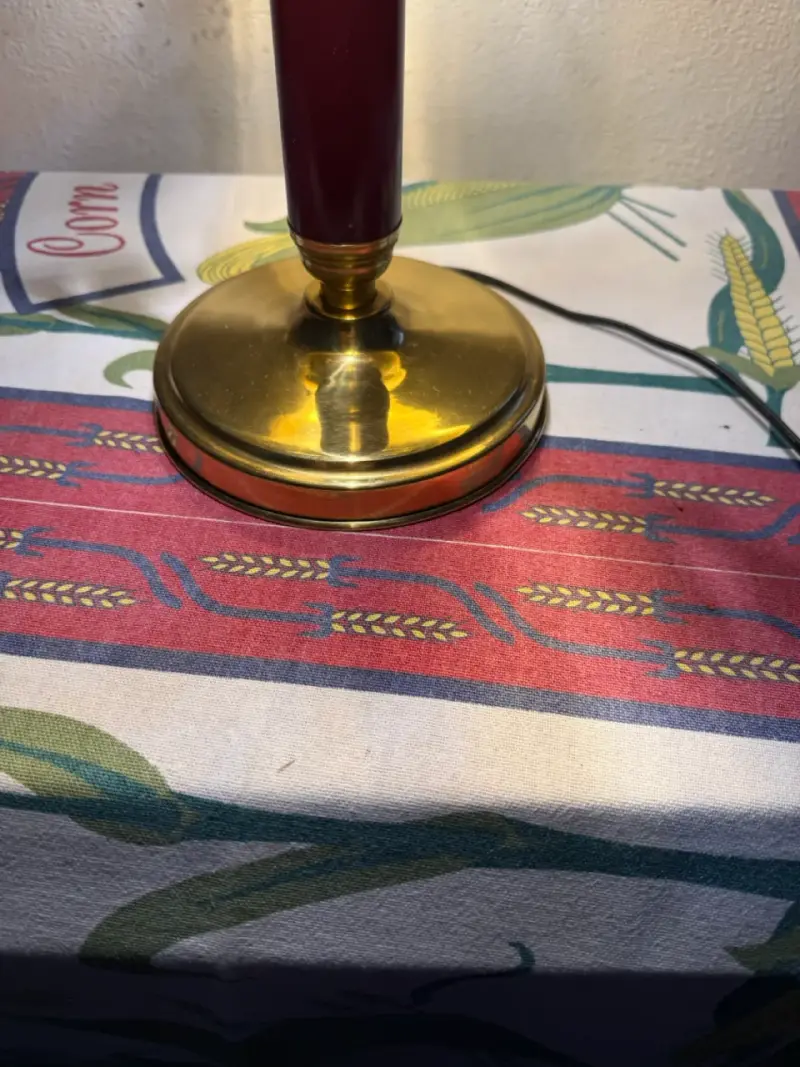 Lámpara de mesa vintage dorada y negra - 2