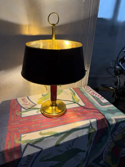Lámpara de mesa vintage dorada y negra - miniatura 6