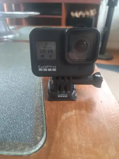 Cámara de acción GoPro Hero 8 Black con accesorios - miniatura 2