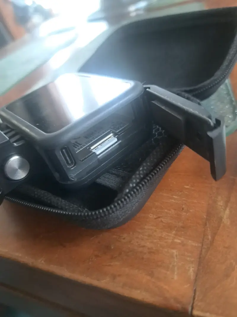 Cámara de acción GoPro Hero 8 Black con accesorios - 6