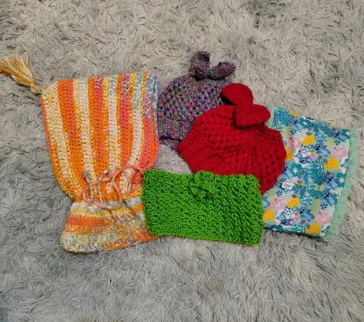 Conjunto de gorros y bufandas tejidos a mano - miniatura 1